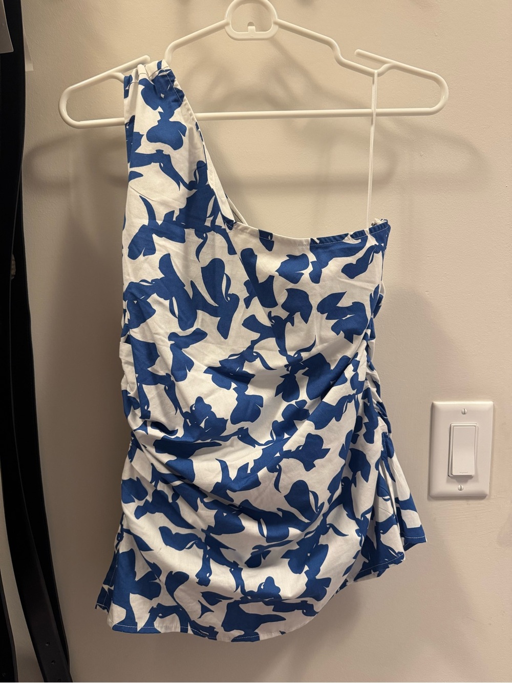 Abercrombie & Fitch White One-Shoulder Tank with Blue Floral Print